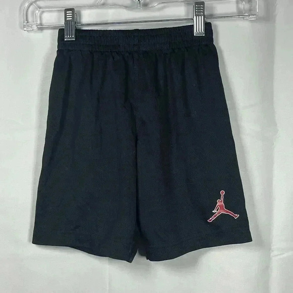 Air Jordan black gym shorts boys size large 6-7 yrs red logo - Picture 1 of 4